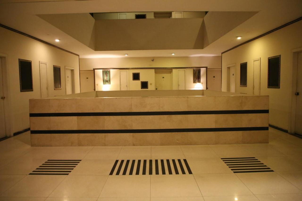 Carlton Tower Hotel Lahore Extérieur photo