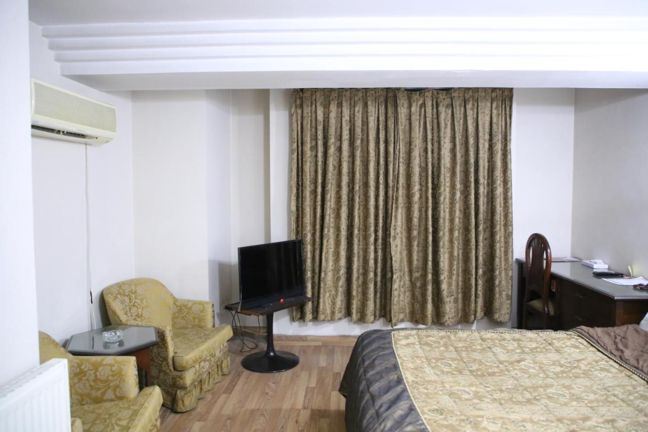 Carlton Tower Hotel Lahore Extérieur photo