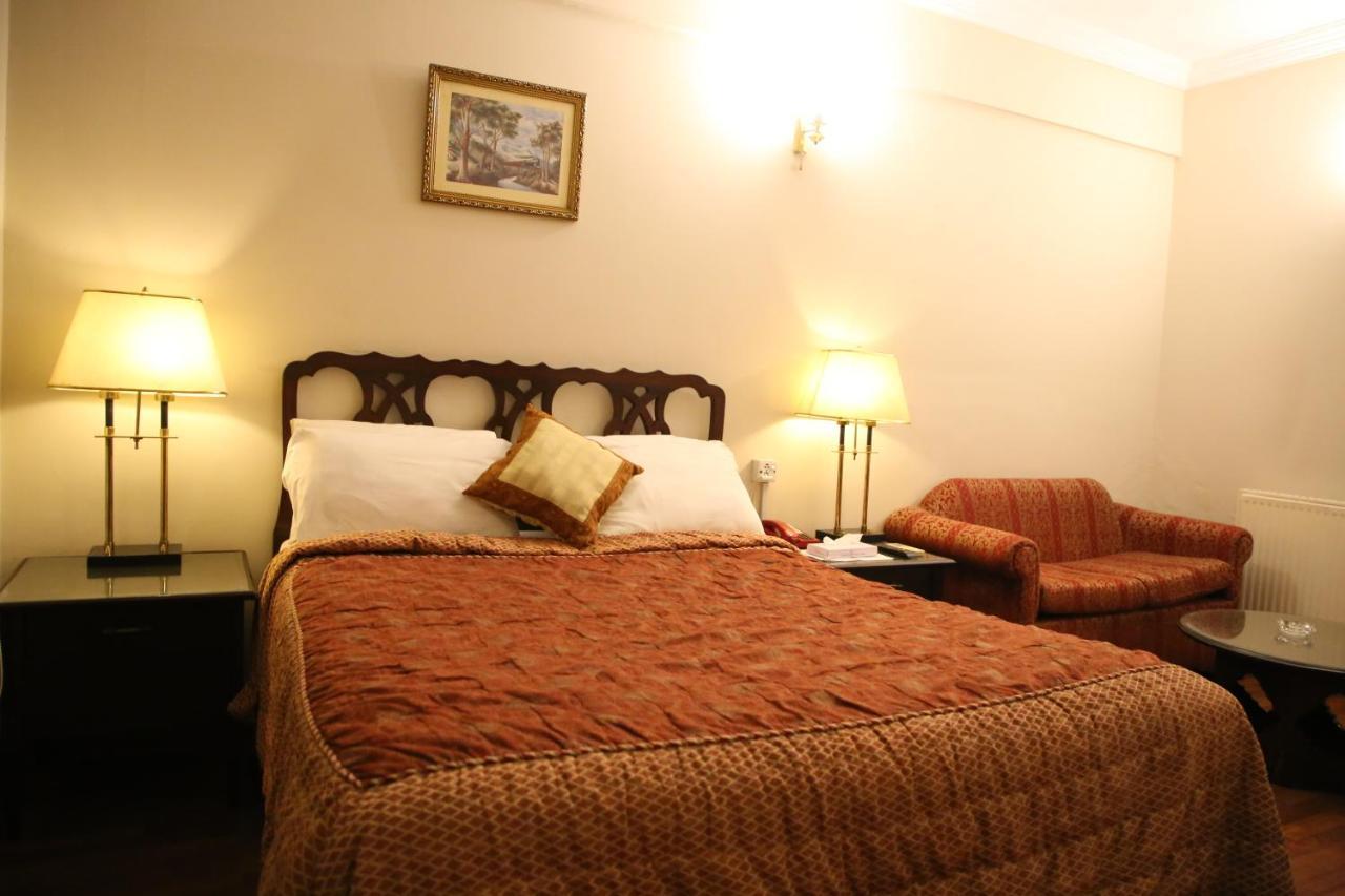 Carlton Tower Hotel Lahore Extérieur photo