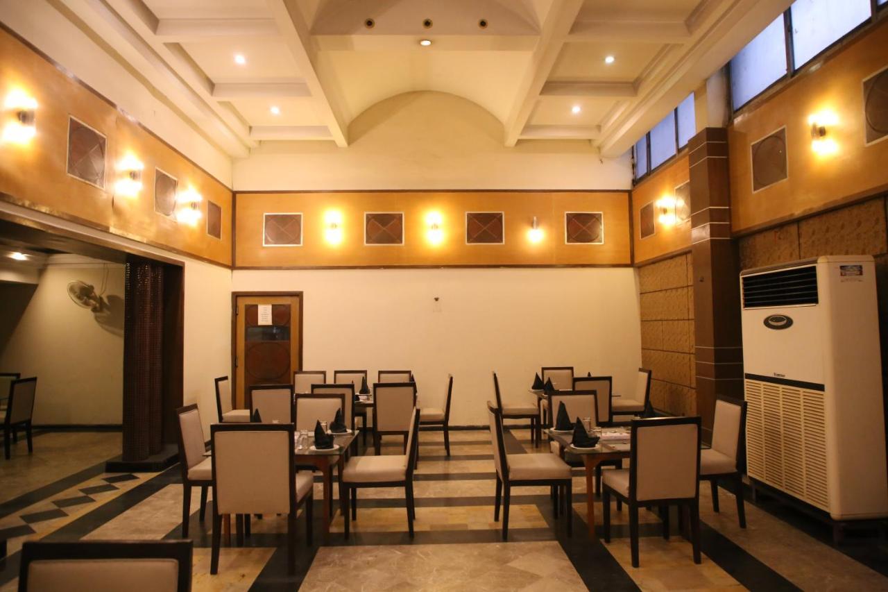Carlton Tower Hotel Lahore Extérieur photo