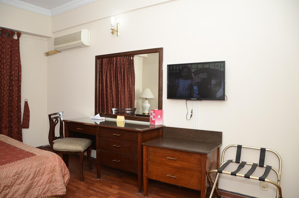Carlton Tower Hotel Lahore Extérieur photo