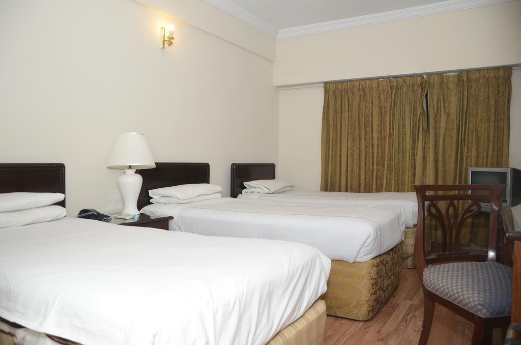 Carlton Tower Hotel Lahore Extérieur photo