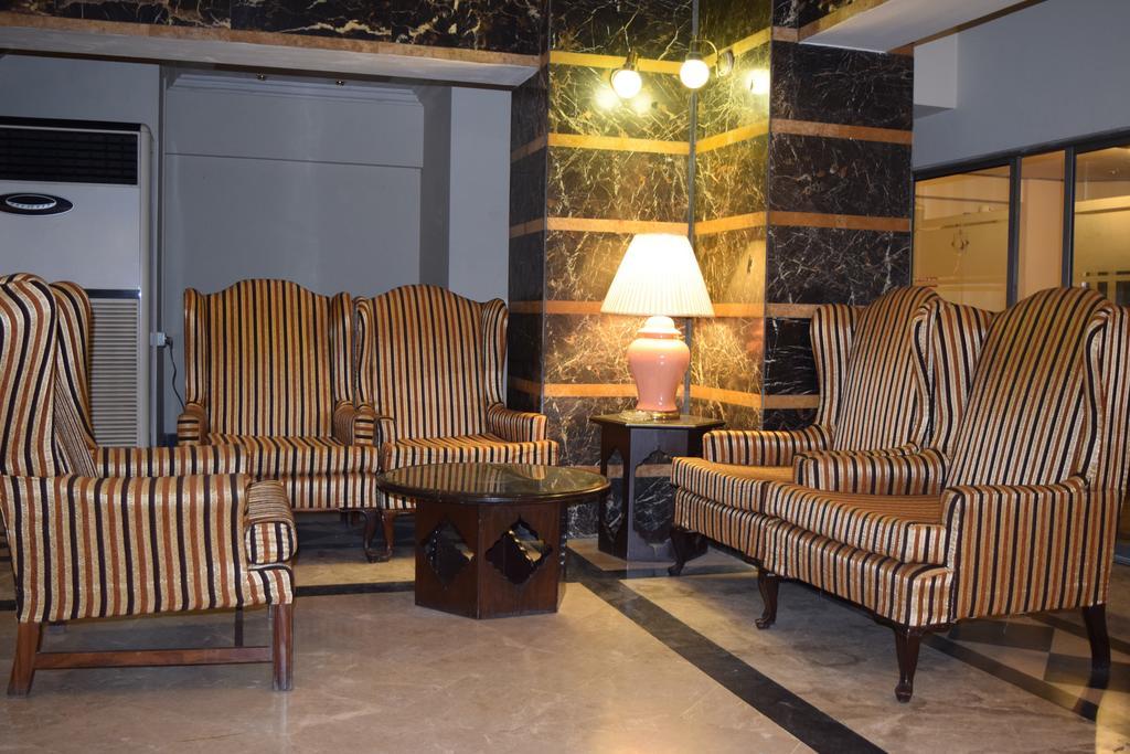 Carlton Tower Hotel Lahore Extérieur photo