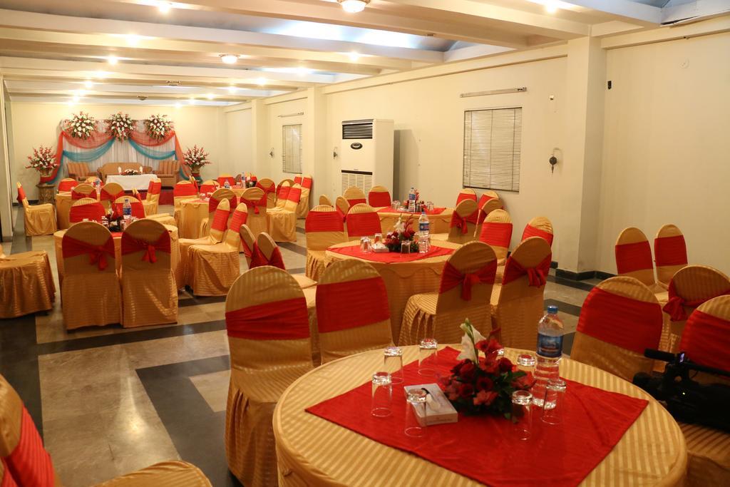 Carlton Tower Hotel Lahore Extérieur photo
