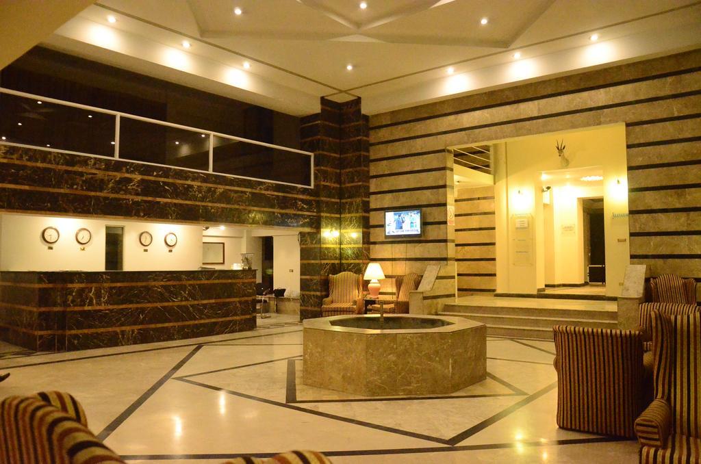 Carlton Tower Hotel Lahore Extérieur photo
