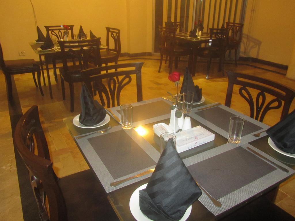 Carlton Tower Hotel Lahore Extérieur photo